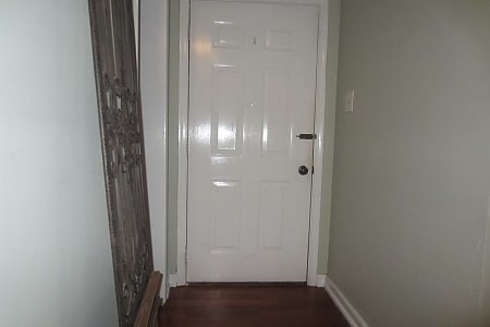 0301_Hallway-Before