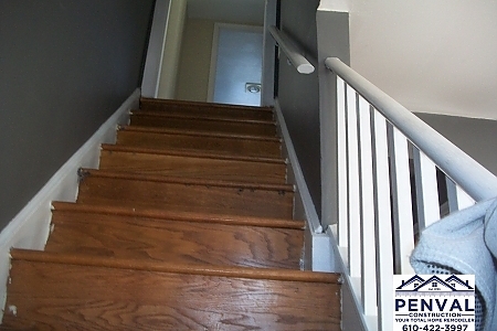 07a-GeneralContractorNorristownStairway_Up