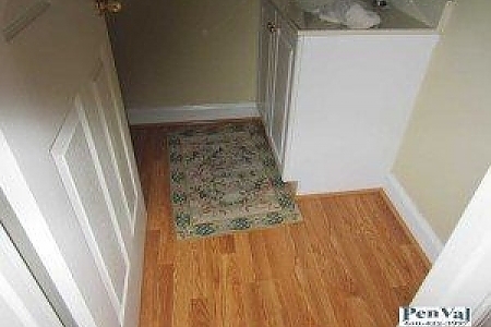 Laminate Floor Installation – Bath Room